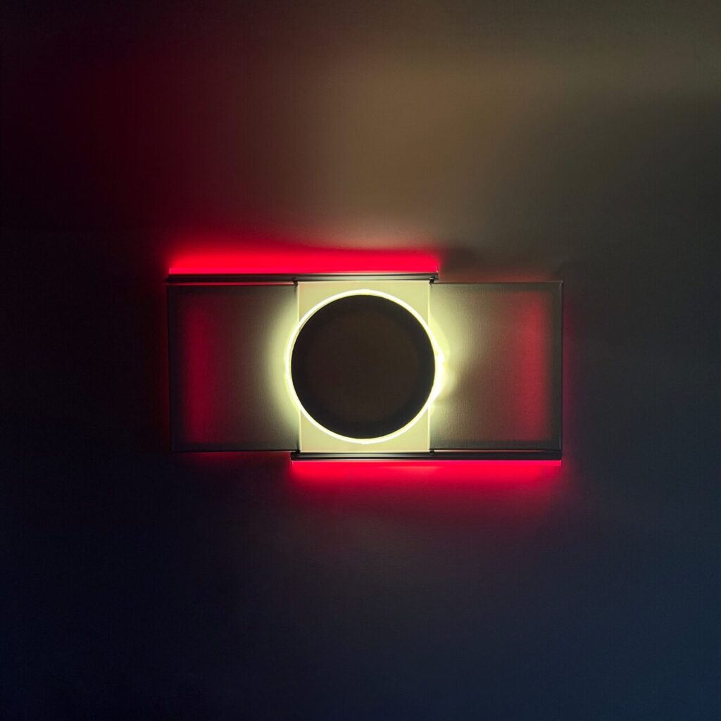 eclipse tile by Nicholas Ong